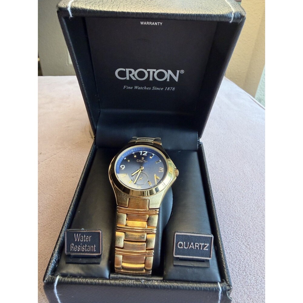 NIB Beautiful Men’s CROTON Watch